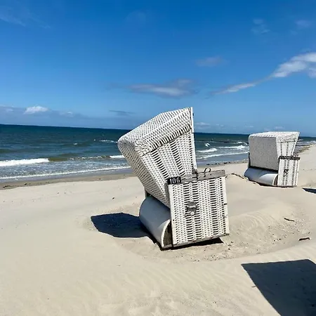Gustav - Moderne Maisonette-wohnung Mit Terrasse Apartment Wangerooge
